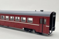 Масштабная модель 1:87 Промежуточный прицепной вагон дизель-поезда Д1 с журналом № (Наши Поезда. Modimio)