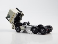 Масштабная модель 1:43 Дорожный седельный тягач 6х4 КамАЗ-65206, низкая крыша, белый, Автоистория (АИСТ), дилерская упаковка для  ПАО КАМАЗ