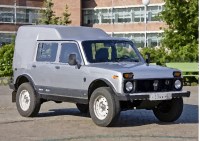 Сборная модель 1:43 Грузопассажирский автомобиль ВАЗ-2131-770 "Нива" (Lada 4х4) (AVD Models, смола)