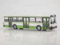 Масштабная модель 1:43 Городской автобус Икарус-415.33 с журналом №77 (Наши Автобусы. Modimio)