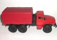 Коллекционная модель Урал-4320 с тентом