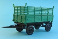Сборная модель 1:43 Двухосный сельскохозяйственный самосвальный прицеп ГКБ-819, для сельхозника ЗиЛ-ММЗ-554, поздний, с надставными бортами  (Клен) 
