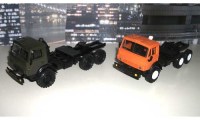 Коллекционная масштабная модель 1:43 КамАЗ-4410 в двух цветах (конверсия)