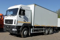 Сборная модель 1:43 Изотермический фургон, длина 7,2 м, высота 2,5 м для грузового автомобиля МАЗ-6312, прицепа из Нефтекамска -8332-20-04 от SSM, AVD, АИСТ (Клен)