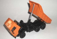 Коллекционная масштабная модель 1:43 КамАЗ-5511 обр 1976г оранжевый (Элекон)