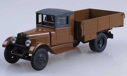 Коллекционная масштабная модель 1:43 грузовой автомобиль АМО 2  коричневый (Наш Автопром)