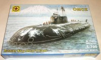 Сборная масштабная модель 1:700 Атомный подводный крейсер