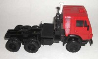 Масштабная модель 1:43 Советский седельный тягач 6х4 Камский -5410, ранний, красный (Элекон)