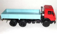 Коллекционная масштабная модель 1:43 КамАЗ-5320 красная кабина (Элекон)