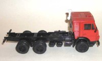 Коллекционная масштабная модель 1:43 Шасси КамАЗ-53201 кабина со спальником, красный (Элекон)