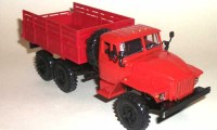 Коллекционная масштабная модель 1:43 Урал-4320 красный (Элекон)