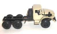 Коллекционная масштабная модель 1:43 Шасси Урал-4320, бежевый (Элекон)
