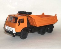 Коллекционная масштабная модель 1:43 КамАЗ-55111-001 оранжевый (Элекон)
