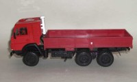 Коллекционная масштабная модель 1:43 КамАЗ-5320, спальник, красный (Элекон)