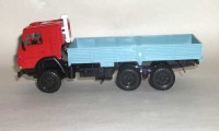 Коллекционная масштабная модель 1:43 КамАЗ-5320, спальник, красная кабина (Элекон)