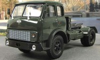 Коллекционная масштабная модель 1:43 Седельный тягач МАЗ-5429 хаки (Наш Автопром)