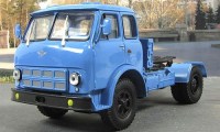 Коллекционная масштабная модель 1:43 Седельный тягач МАЗ-504А синий (Наш Автопром)