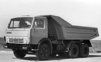 Масштабная модель 1:43 Советский самосвал 6х4 КамАЗ-5511, поздний, горизонтальные ребра жесткости, перевыпуск, Автоистория (АИСТ) для ПАО КАМАЗ
