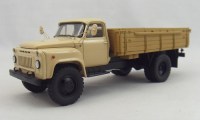 Коллекционная масштабная модель 1:43 Грузовой автомобиль 53 бежевый (DiP Models)