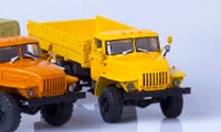 Коллекционная масштабная модель 1:43 Миасский грузовик -43202, ранний (АИСТ)