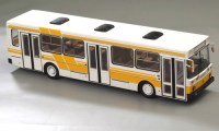 Коллекционная масштабная модель 1:43 Автобус ЛиАЗ-5256 бело-желтый (ClassicBus)