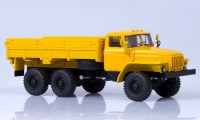 Коллекционная масштабная модель 1:43 Миасский грузовик -43202 ранний желтый (АИСТ)
