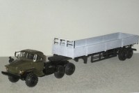 Коллекционная масштабная модель 1:43 Полуприцеп под КМУ -9334-22-16 серый (Клен)