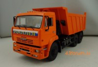 Коллекционная масштабная модель 1:43 Самосвал 6х4 КамАЗ-6520 оранжевый (SSM)