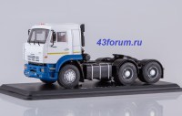 Коллекционная масштабная модель 1:43 Седельный тягач 6х4 КамАЗ-6460 бело-синий (SSM)