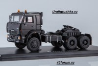 Коллекционная масштабная модель 1:43 Седельный тягач 6х6 КамАЗ-65225 черный (SSM)