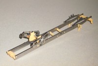 Сборная модель: Шасси 1:43 грузового автомобиля из Челнов -4310, 43105, -5350, база 3690 мм, для конверсии SSM, АИСТ, AVD Models (Клен)