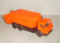 Коллекционная масштабная модель 1:43 Мусоровоз КО-427 на шасси Камский-53213 (MD Models, Элекон)