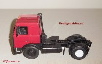 Коллекционная масштабная модель 1:43 Седельный тягач 4х2 МАЗ-5432, поздний, вишневый (АИСТ)