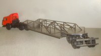 Сборная модель 1:43 Двухосный полуприцеп-сантехкабиновоз с поворотной тележкой ПЭ-1309 (Клен)