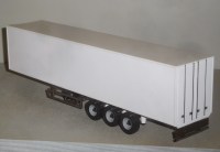 Сборная модель 1:43 Трехосный изотермический полуприцеп-фургон ТОНАР-9746Н-071 (Клен)