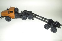 Сборная модель 1:43 Металлическая рама мелкосерийного двухосного бортового полуприцепа ОдАЗ-760 для ЗиЛ-133В, Урал-44202 (Клен)
