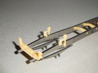 Сборная модель: Шасси 1:43 грузового автомобиля из Челнов -4310, 43105, -5350, база 3690 мм, для конверсии SSM, АИСТ, AVD Models (Клен)