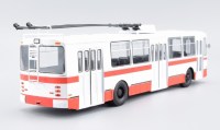 Масштабная модель 1:43 Легендарный советский троллейбус ЗиУ-9 (ЗиУ-682Б) с журналом №61 (Наши Автобусы. Modimio)