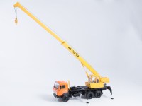 Масштабная модель 1:43 Автокран КС-3575, на шасси автомобиля 6х4 КамАЗ-53213, оранжевый, желтый, Start Scale Models (SSM)