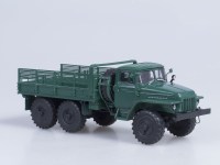 Масштабная модель 1:43 Миасский грузовой автомобиль 375Д зеленый (АИСТ)