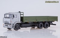 Коллекционная масштабная модель 1:43 Бортовой автомобиль КамАЗ-65117 ранний, серая кабина, зеленый кузов без тента (Автоистория (АИСТ)