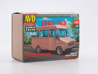 Сборная модель 1:43 Опытный микроавтобус ЕрАЗ-763 (AVD Models, смола)