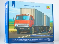 Сборная модель 1:43 Автопоезд КамАЗ-53212 контейнеровоз с прицепом ГКБ-8350 БЕЗ КОНТЕЙНЕРОВ (AVD Models)