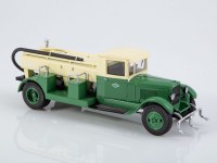 Масштабная модель 1:43 Поливо-моечная машина ПММ на шасси автомобиля 4х2 ЗиС-11, голубой с журналом №109 (Легендарные грузовики СССР)