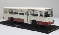 Коллекционная масштабная модель 1:43 Автобус ЛиАЗ-677 из к.ф. \