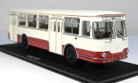 Коллекционная масштабная модель 1:43 Автобус ЛиАЗ-677 из к.ф. \