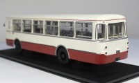 Коллекционная масштабная модель 1:43 Автобус ЛиАЗ-677 из к.ф. \