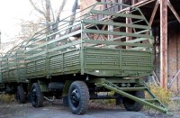 Сборная металлическая модель 1:43 Рама двухосного прицепа ЧМЗАП-8335, для установки односкатных колес (Клен)