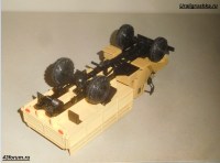 Масштабная модель 1:43 Бортовой грузовик 4х4 Миасский-43206, ранний, песочный, без тента (Элекон)
