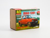 Сборная модель 1:43 Опытный пикап ЛуАЗ-1301 (AVD Models, смола)